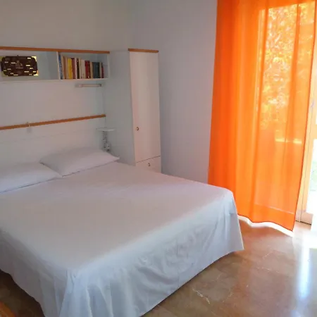 Nocleg ze śniadaniem Le Gardenie Da Fil Bordighera