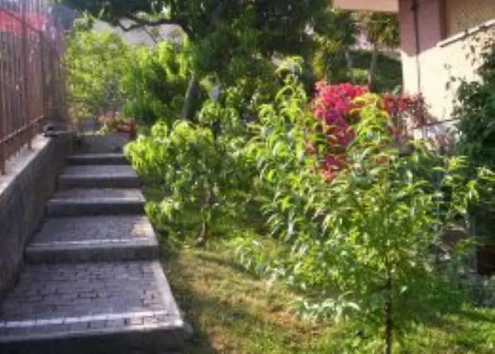 Le Gardenie Da Fil 3* Bordighera